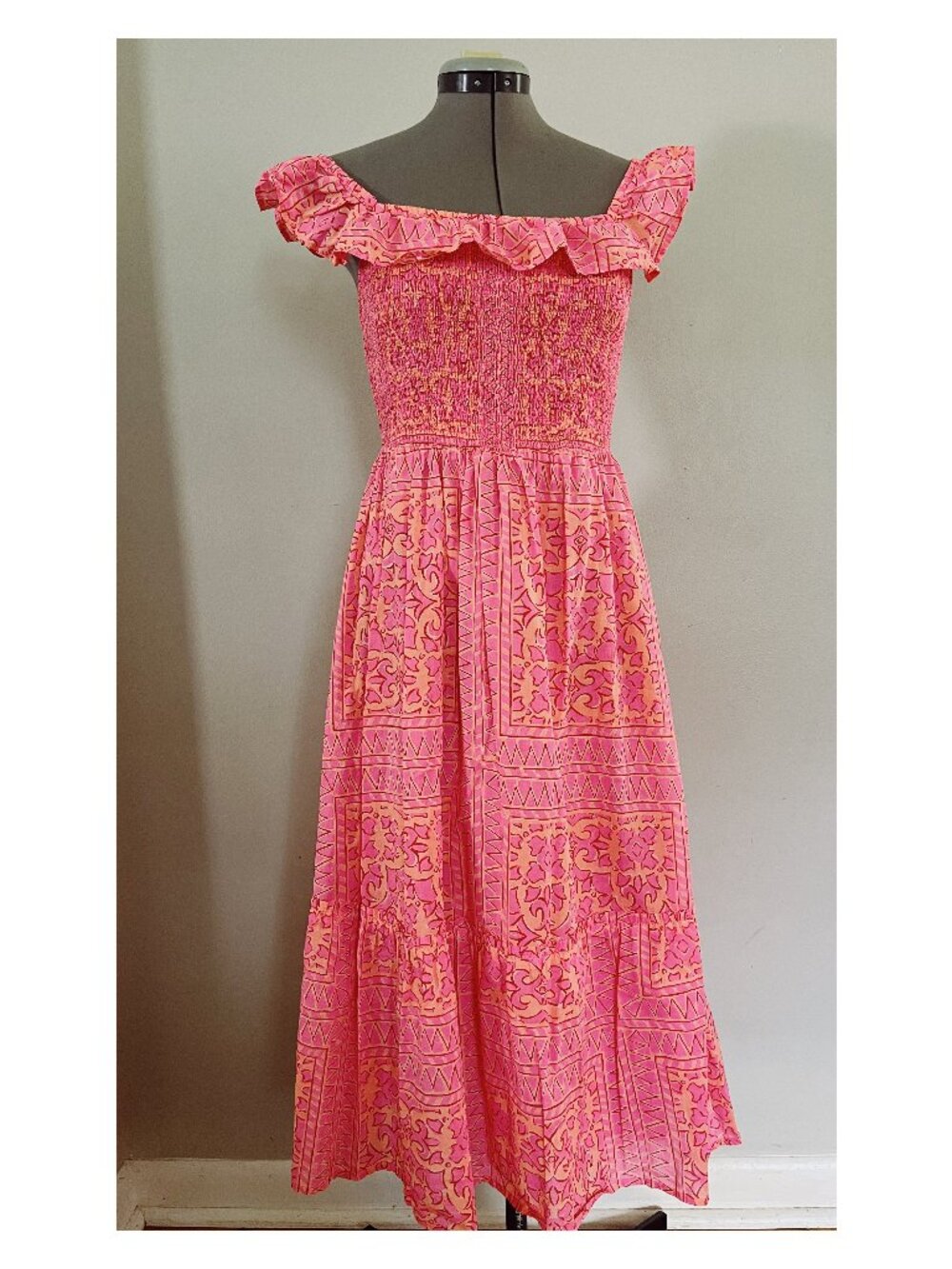 Vineyard Vines Sz XS Neon Tortola Smocked Top Sundress Off Shouder Midi Length
